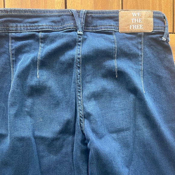 We the Free jeans - Picture 4 of 8